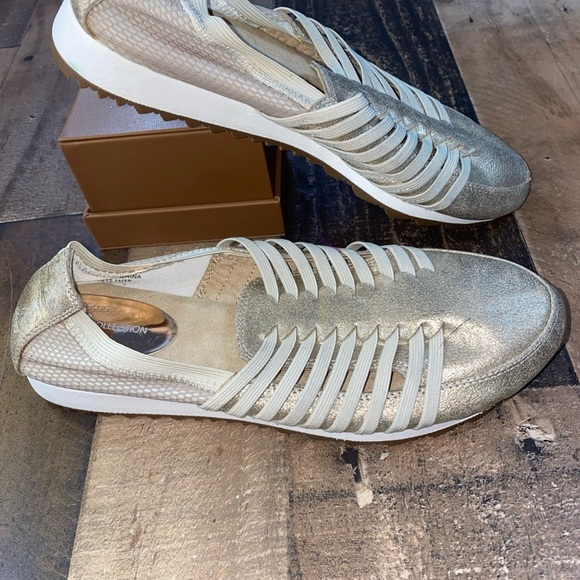 E Collection Eslehni Gold Beige Shimmer Slip On Comfort Sneakers Size 8 1/2 - Picture 7 of 11